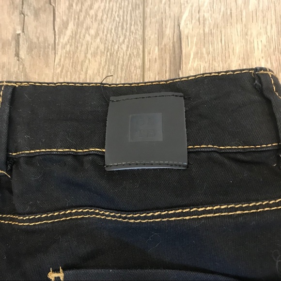 Dark Wash Distressed Jeans - Picture 8 of 8